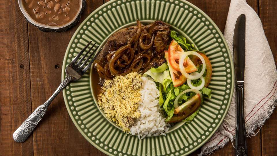 Bife Acebolado